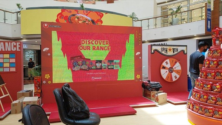 RWA, Corporate & Mall Activations